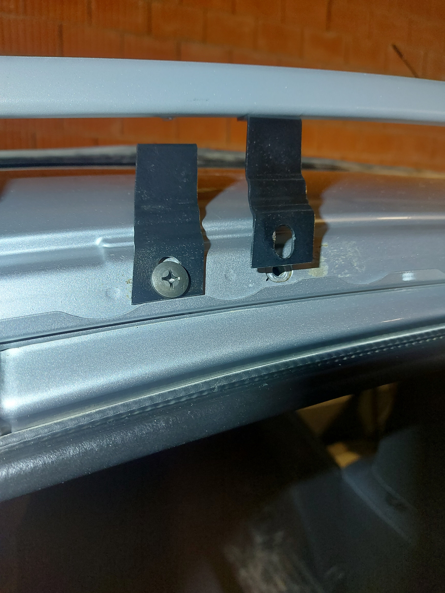 Установка верхнего багажника или неудача с рейлингами — Lada Гранта ...