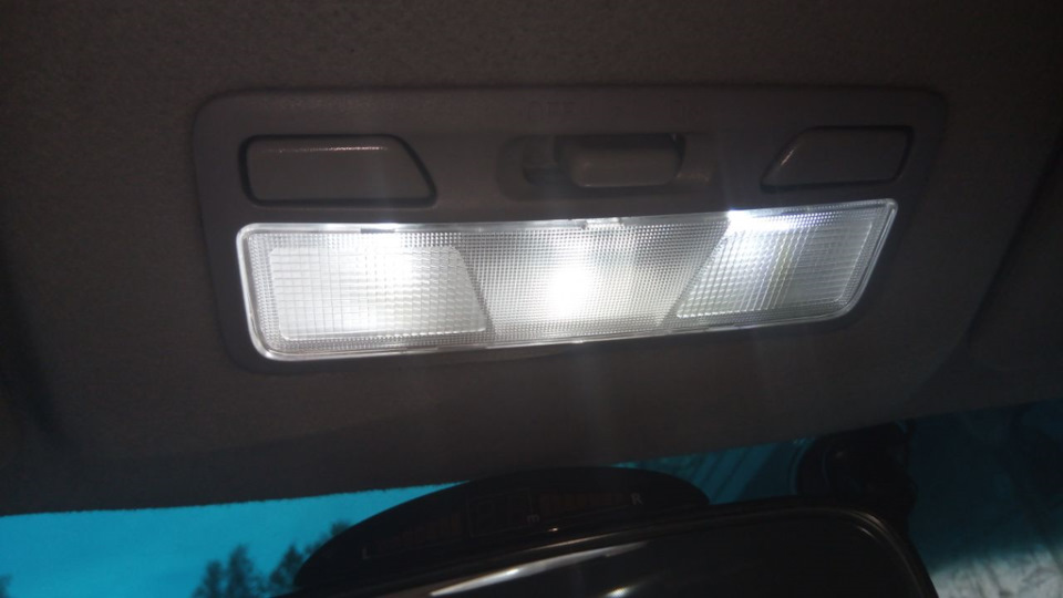 замена диодных ламп салона на светодиоды в плате — Mitsubishi Lancer IX ...