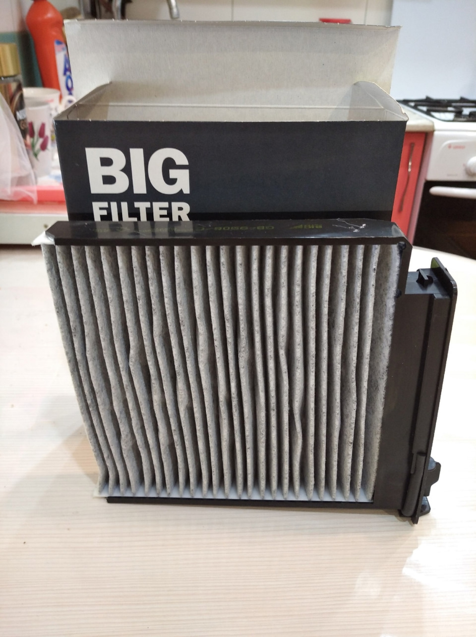 Воздушный биг. Аккуратнее с гармошками, не все распрямляются после установки. Какой дурак придумал в рено так менять фильтра… — Renault Duster (1G)