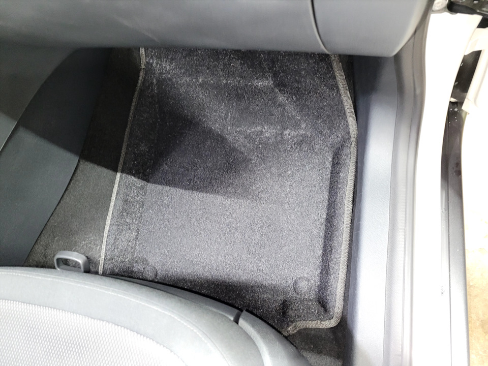 Переднего пассажира — Skoda Yeti