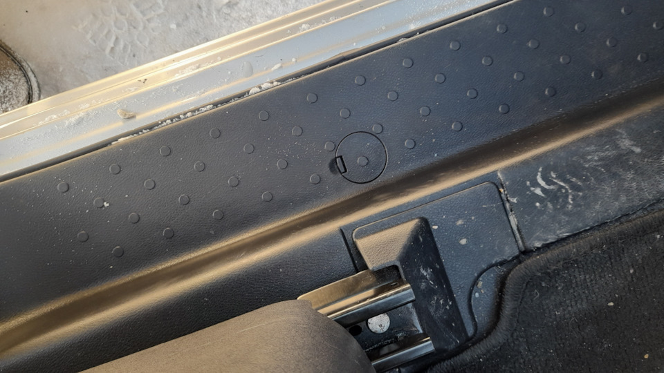 Запаска для Серены с27 — Nissan Serena Mk V (C27), 2 л, 2018 года ...