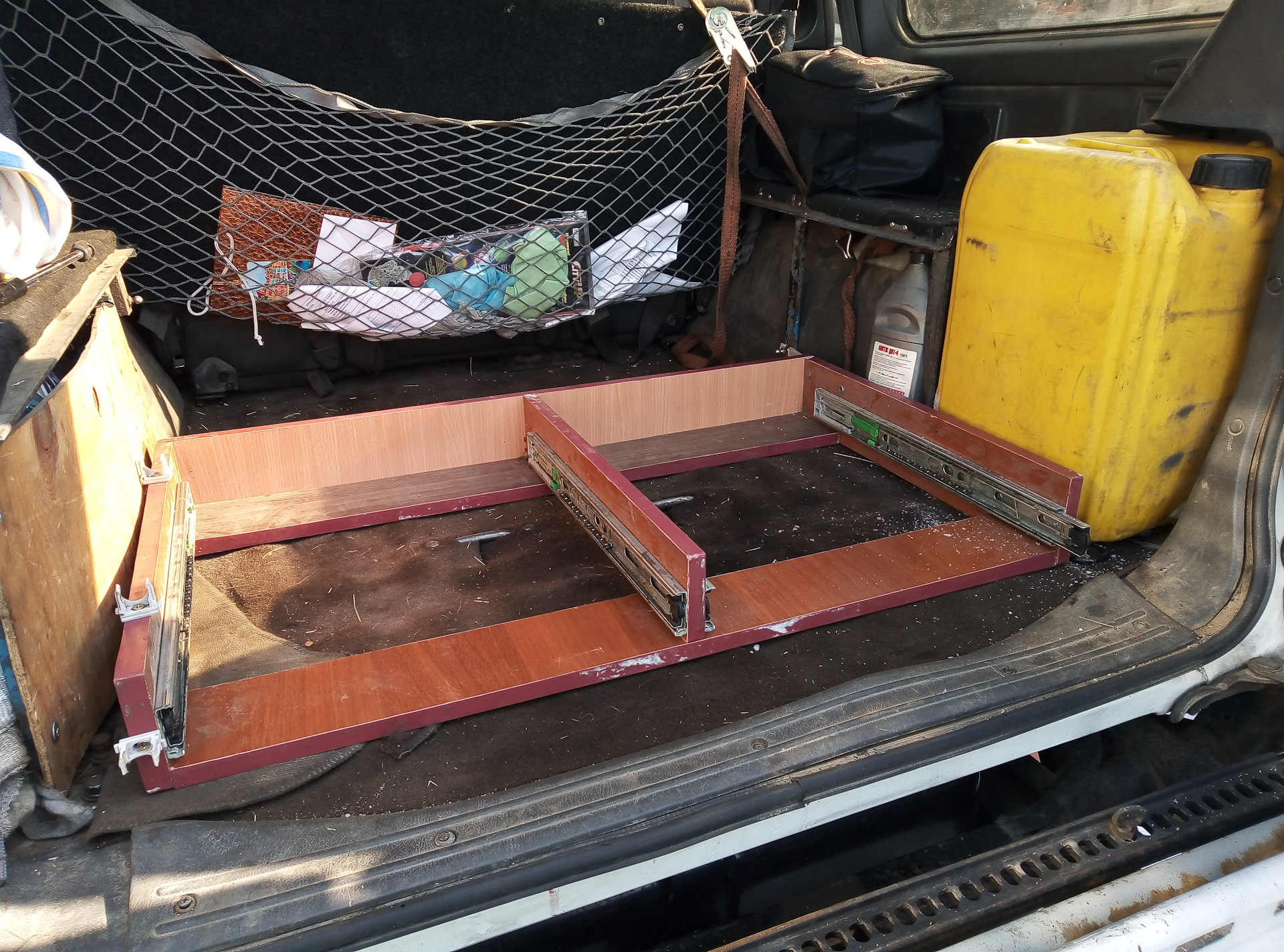 Плавное включение-выключение салонного света и плафончик освещения ...