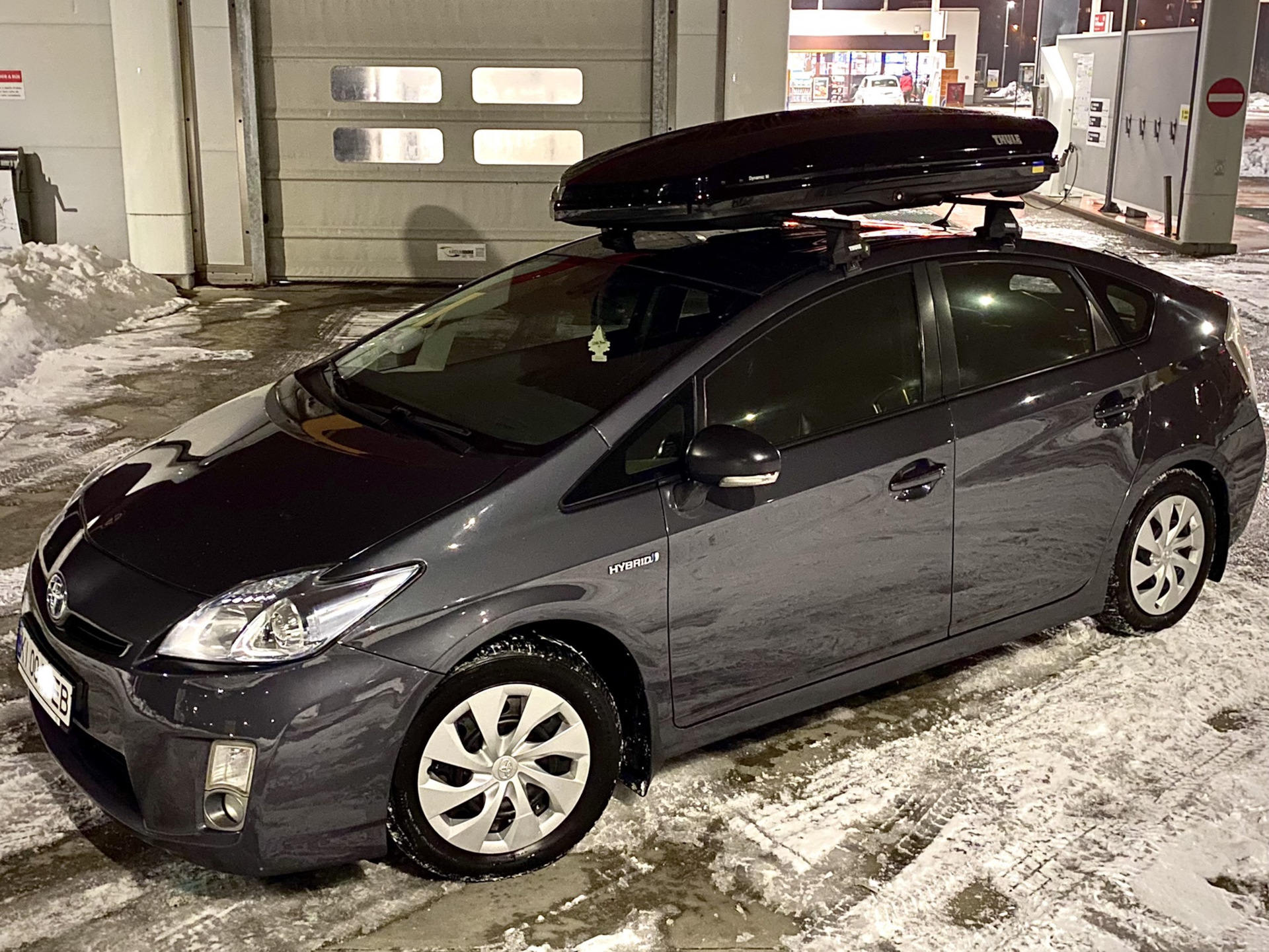 Немного ночных фото и рассказ про авто — Toyota Prius (30), 1,8 л, 2009  года | фотография | DRIVE2