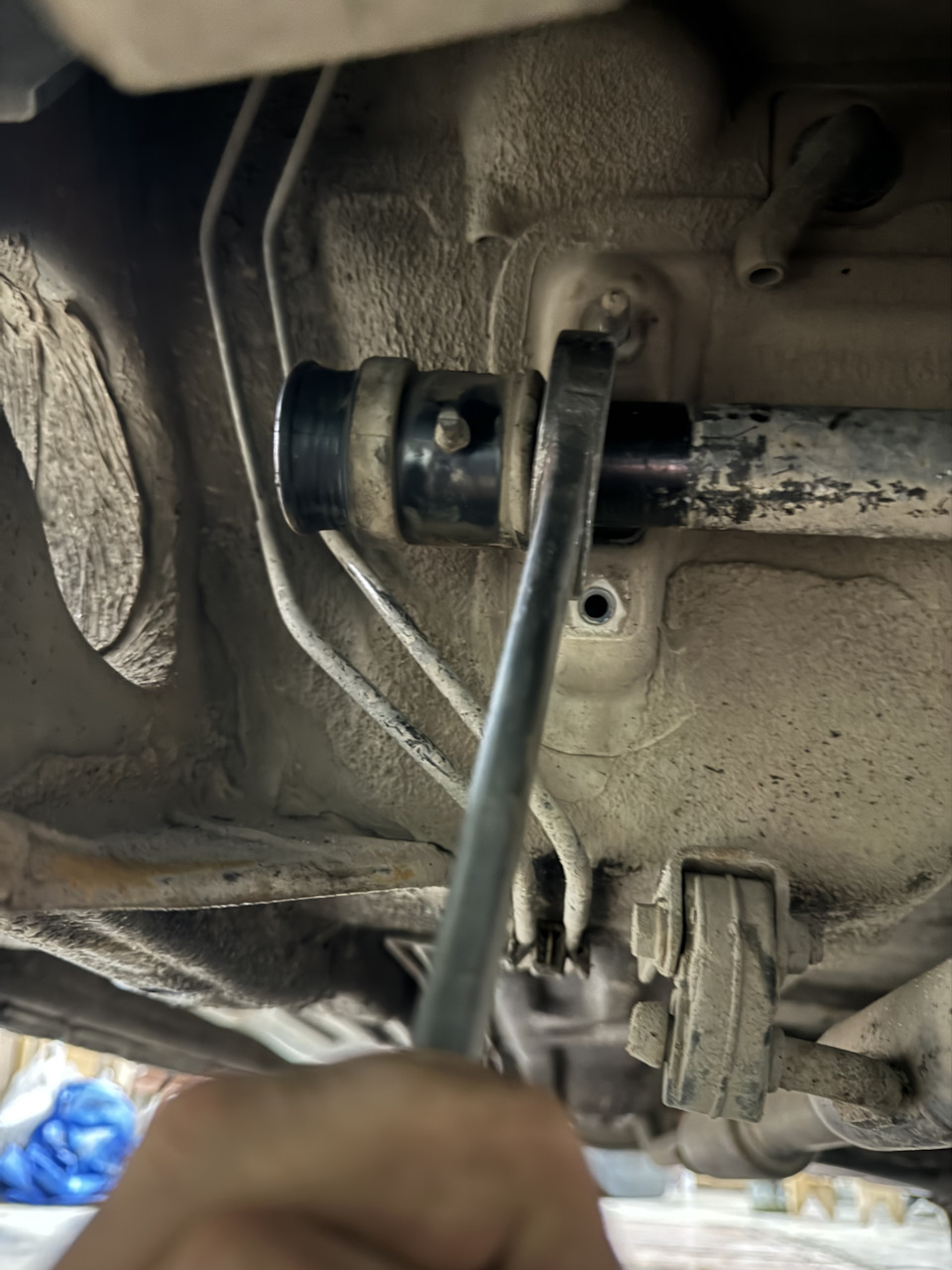 Замена втулки рулевой рейки. — Opel Agila A, 1,2 л, 2002 года | визит ...