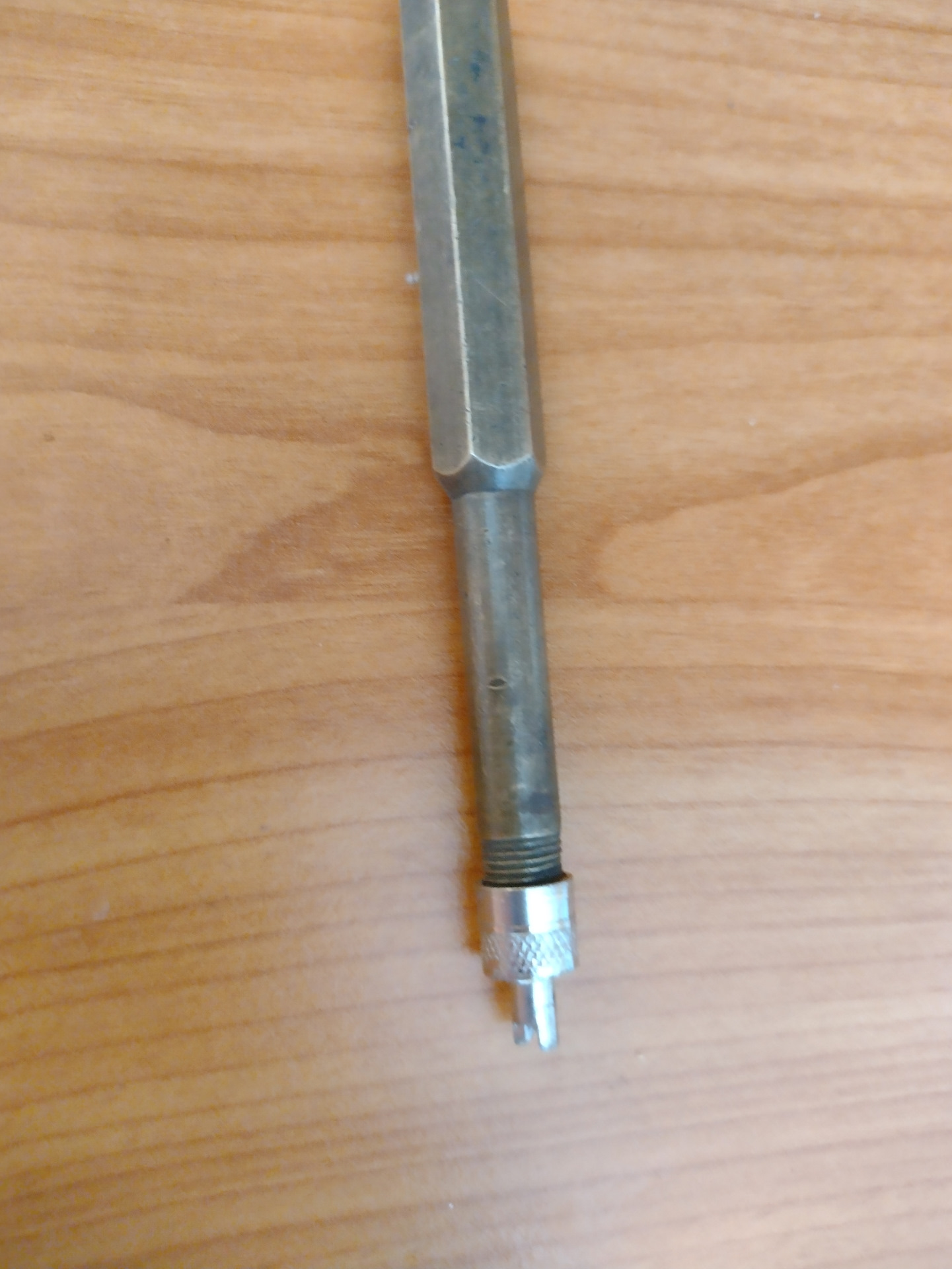 Удлинитель вентилей сосков на спарку сгнил за одну зиму — ГАЗ Газель, 2 ...