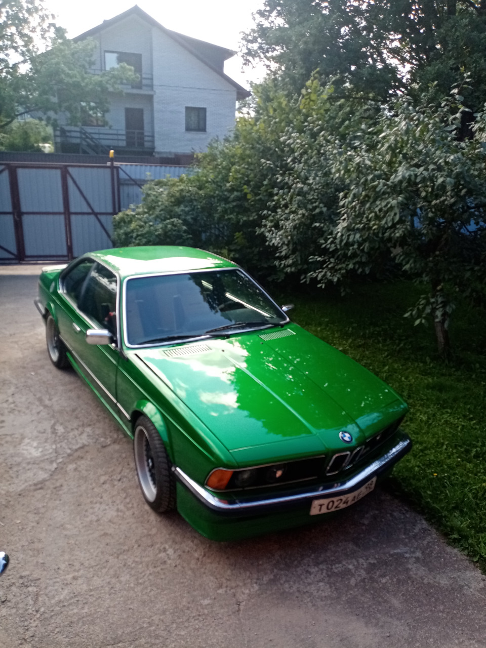 Фото в бортжурнале BMW 6 series (E24)