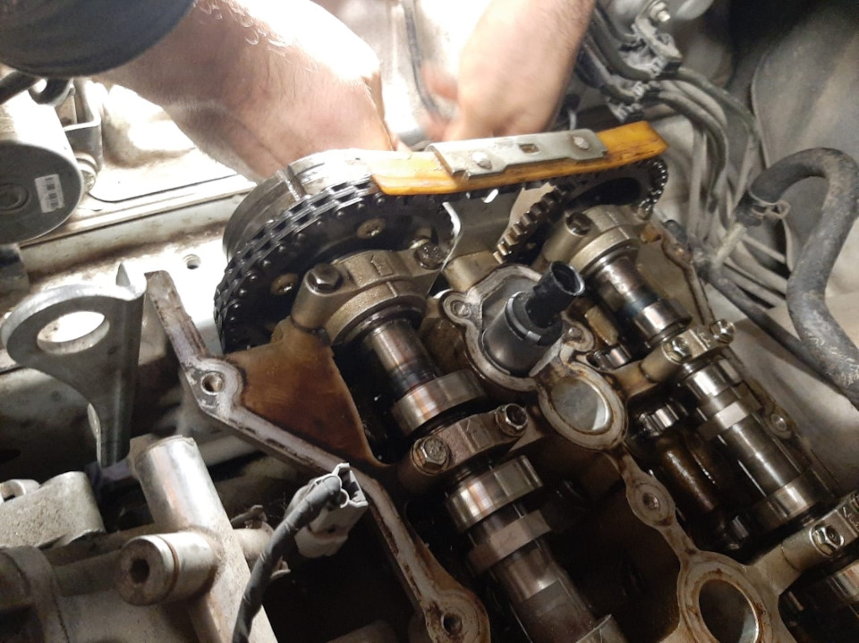 Замена цепи грм. — SsangYong Actyon (2G), 2 л, 2012 года | плановое ТО ...