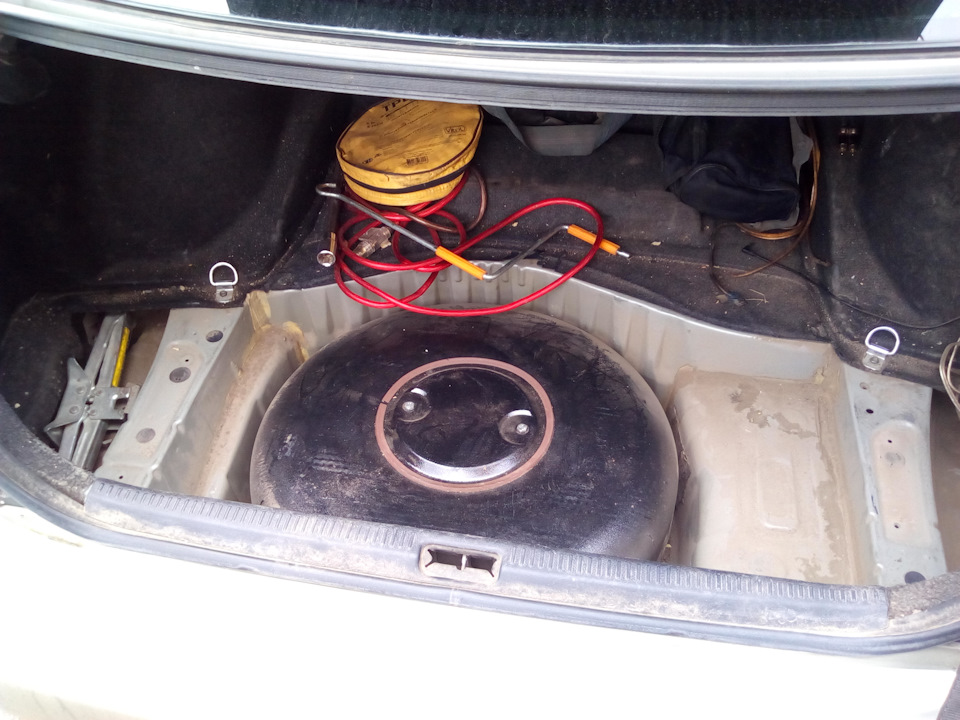 Адаптация багажника под гбо — Lexus IS, 3 л, 2002 года | своими руками ...