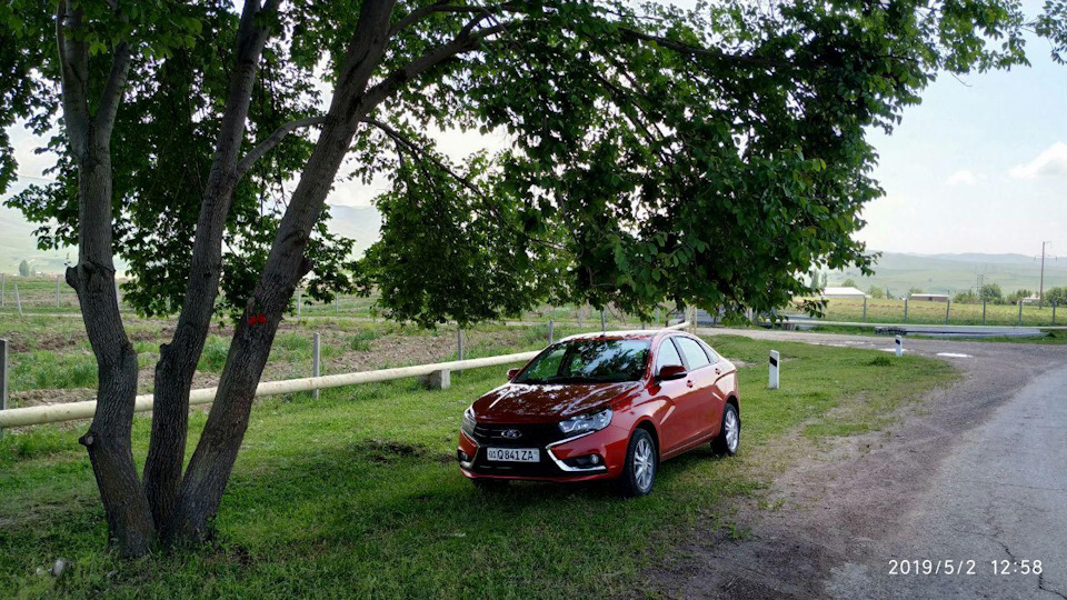 Lada Vesta 1.8 Люкс AMT
