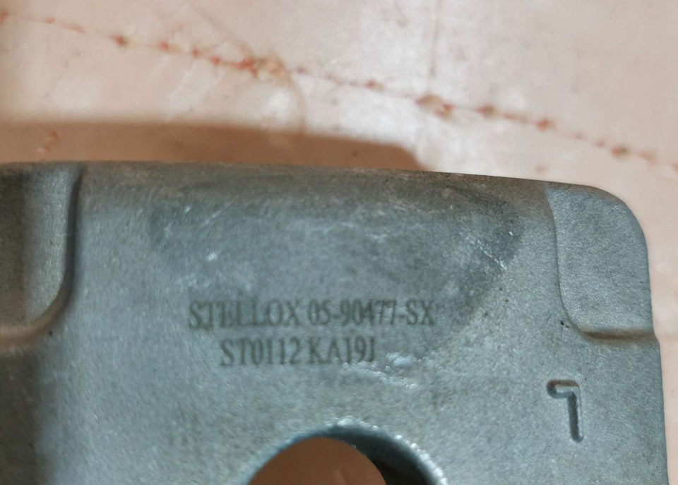 Фото в бортжурнале Mitsubishi Colt VI. Запчасти на фото: 0590477SX