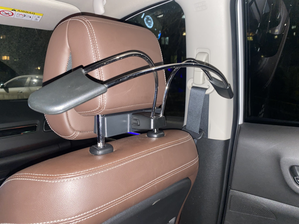 Вешалка на подголовник — Renault Koleos (2G), 2 л, 2018 года ...