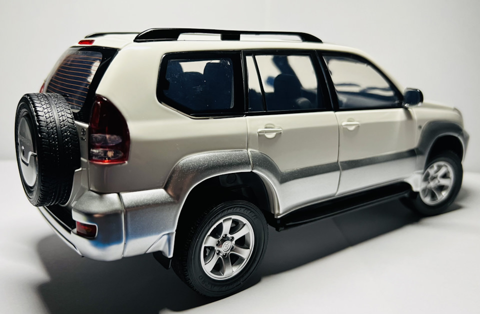 Обзор модели TOYOTA LAND CRUISER PRADO 1:18 PAUDI — DRIVE2