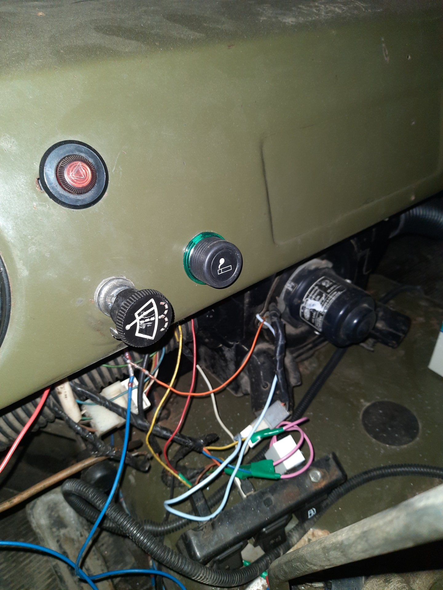 Установка прикуривателя — УАЗ 390995, 2,7 л, 2011 года | своими руками ...