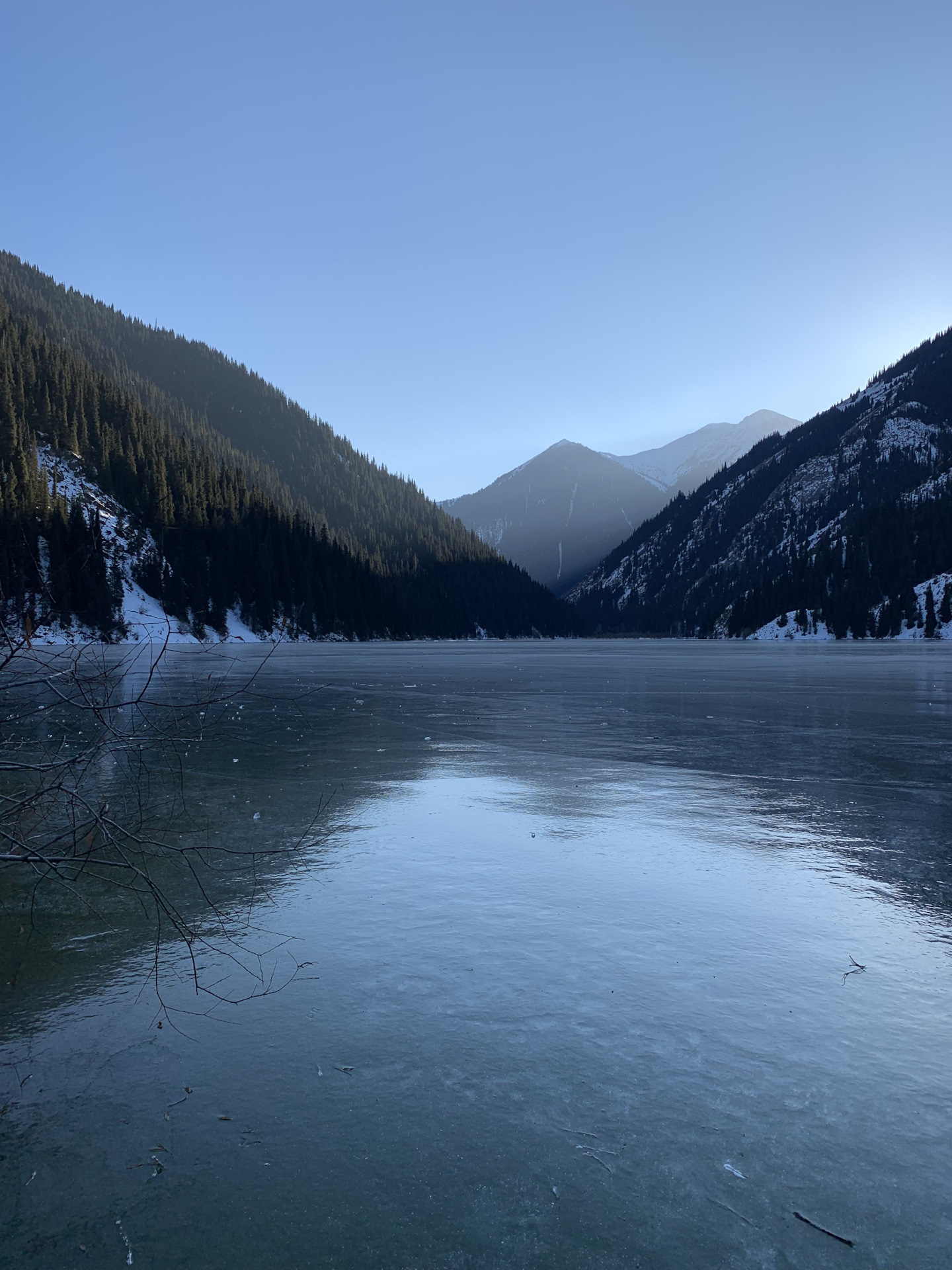 Озеро Кольсай Алматы зимой