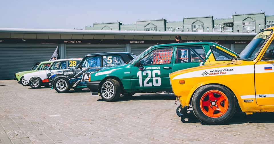 Фото в бортжурнале Nissan Silvia (S15). Запчасти на фото: CLASSIC