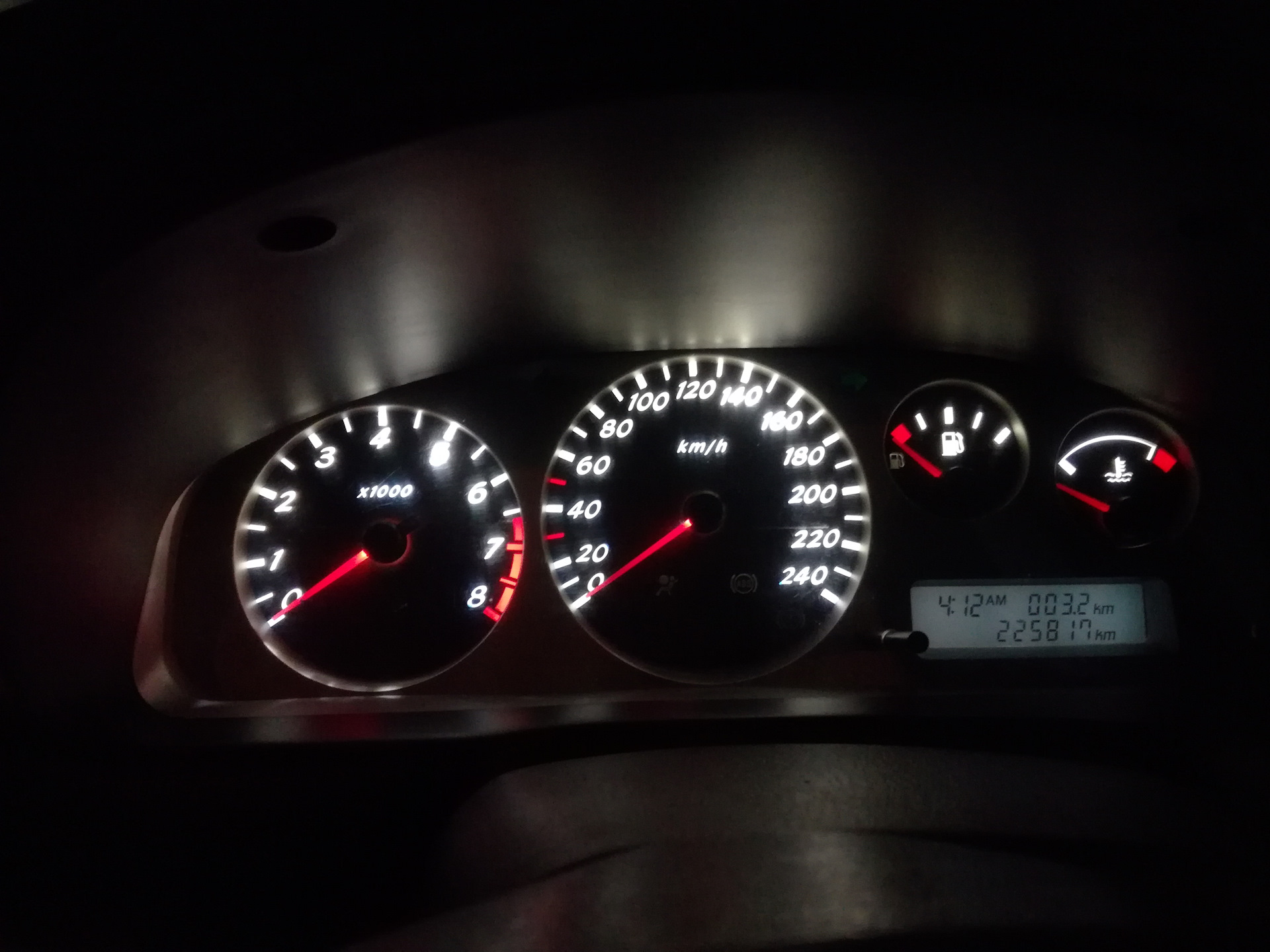 Nissan almera приборная панель. Панель приборов Nissan Almera n16. Almera n16 приборная панель. Приборная панель Ниссан Альмера n16. Nissan Almera n16 подсветка приборной панели.
