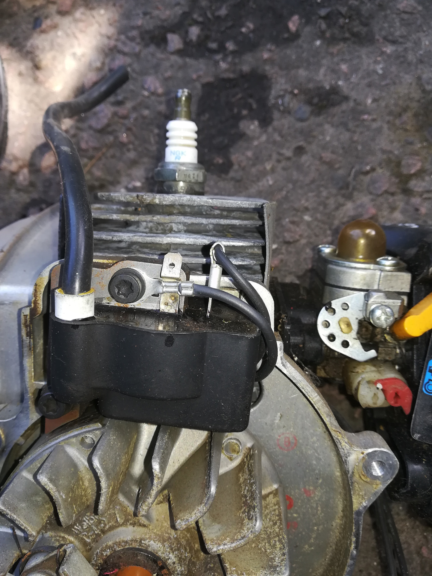 Магнето нет искры. Магнето нет искры. Магнето м 137. Магнето нет искры. Магнето уд 25 устройство бесконтактного зажигания.