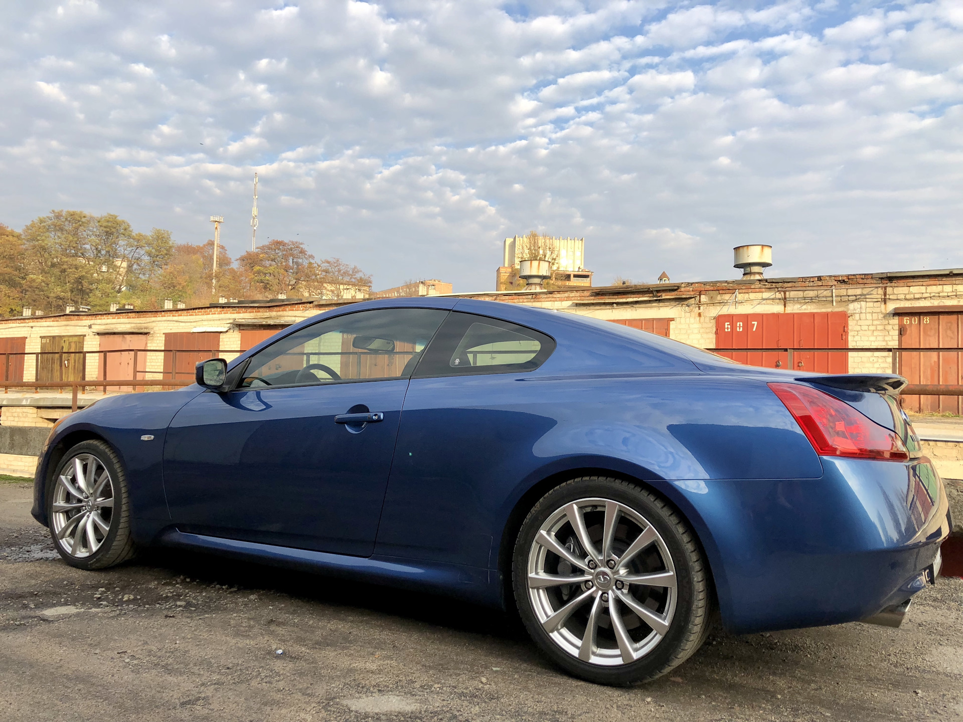 Infiniti g37s