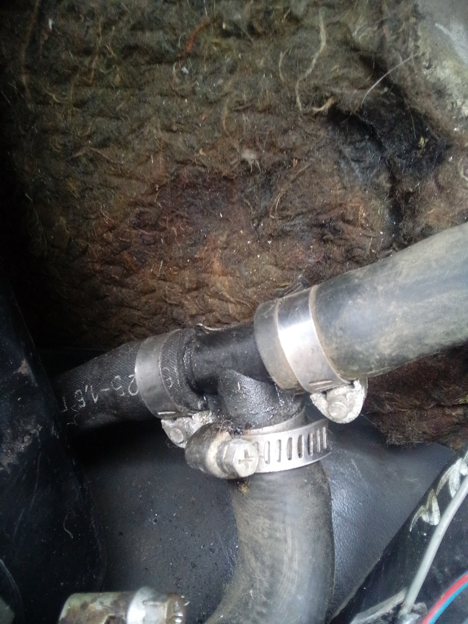 Кто их так поставил? — Lada 2120 Надежда