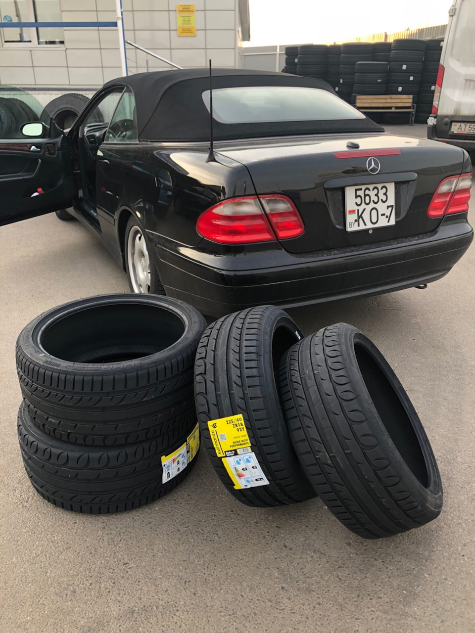 лапти на другие диски — Mercedes-Benz CLK (W208). Запчасти на фото: Z2540