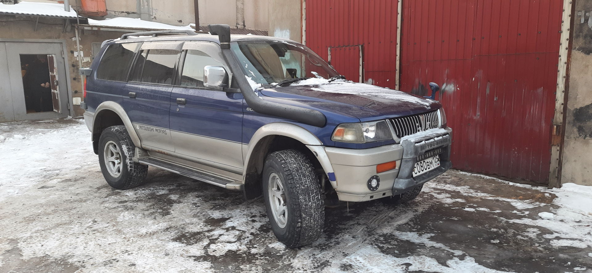 Ремонт кузова (пороги, арки, карманы). — Mitsubishi Challenger, 3,5 л, 1998  года | кузовной ремонт | DRIVE2