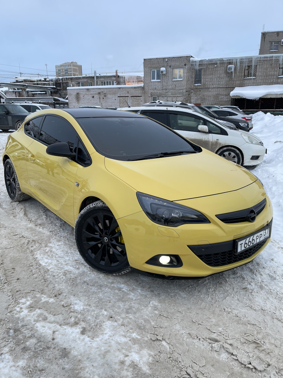 Покраска дисков и суппортов — Opel Astra J GTC, 1,6 л, 2013 года | колёсные  диски | DRIVE2