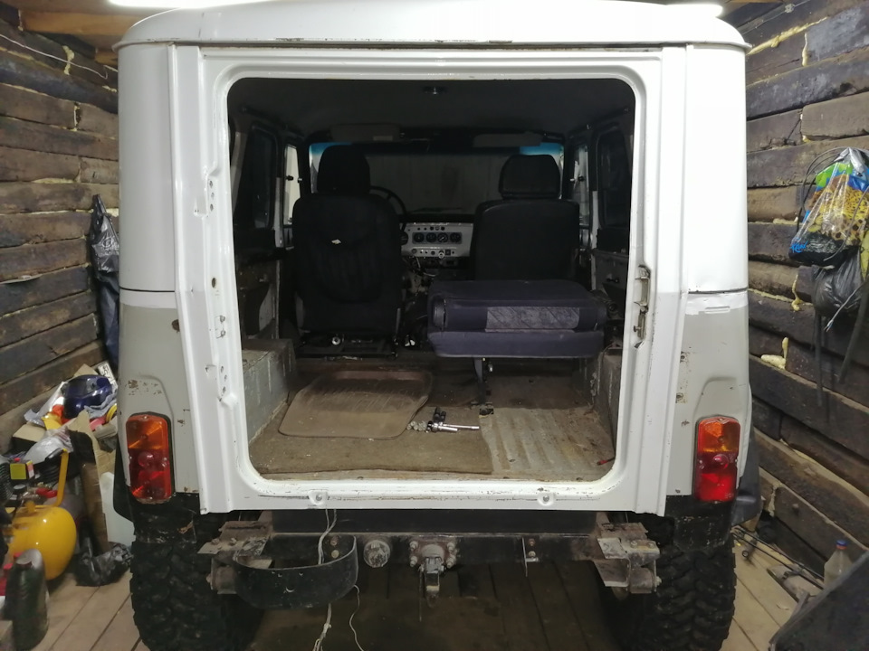 Ремонт задней двери УАЗ 31514. УАЗ 31514, 2,9 л. 1994 год на DRIVE2