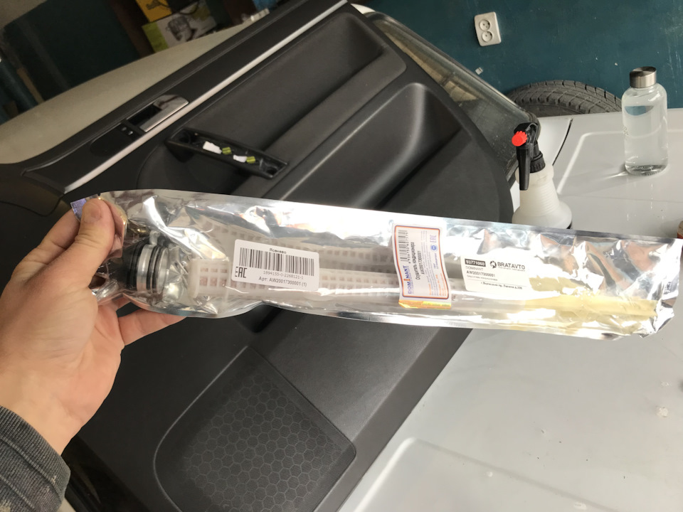 Замена осушителя кондиционера (видео инструкция) — Volkswagen Touareg ...