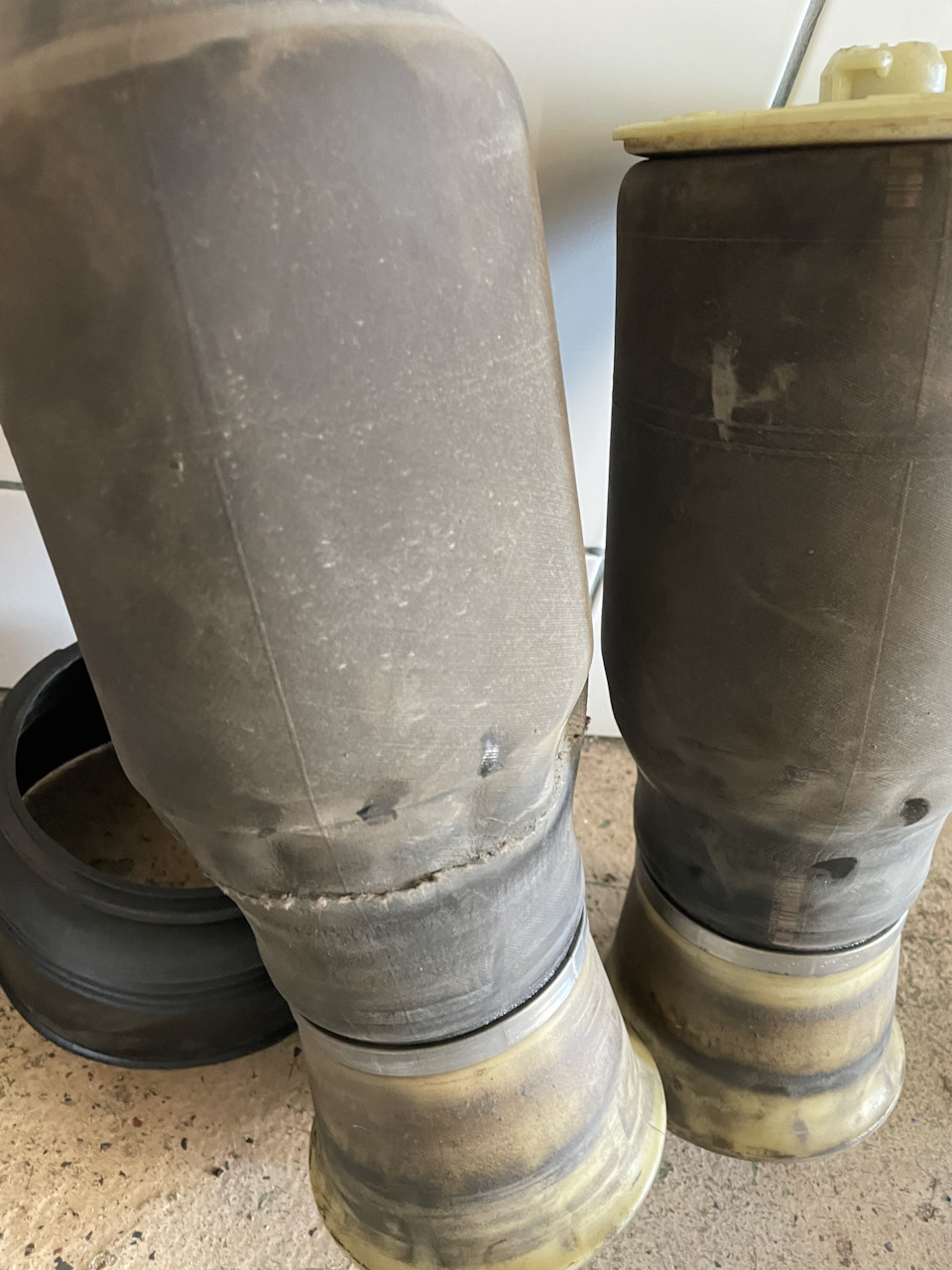 Пневмобаллоны — BMW X5 M (E70), 4,4 л, 2011 года | визит на сервис | DRIVE2