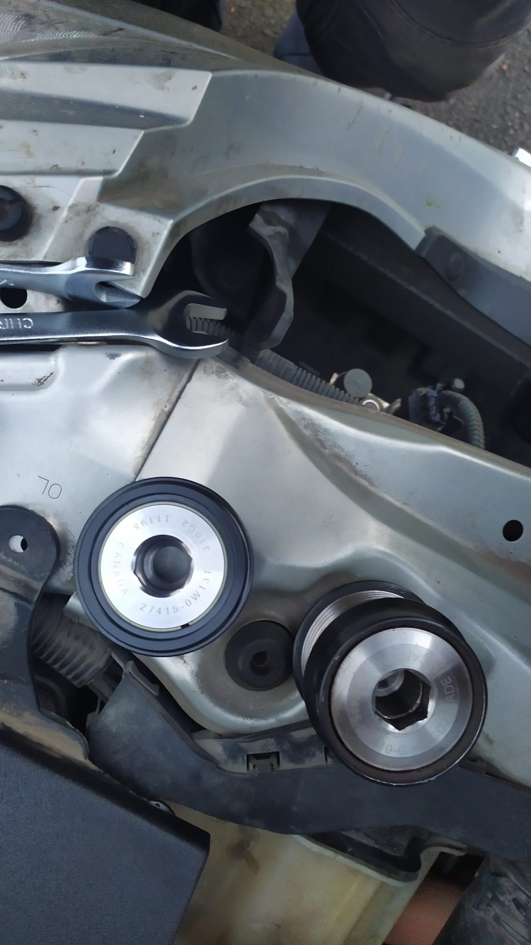 Замена обгонной муфты генератора 4GR — Toyota Crown (S200), 2,5 л, 2008 ...