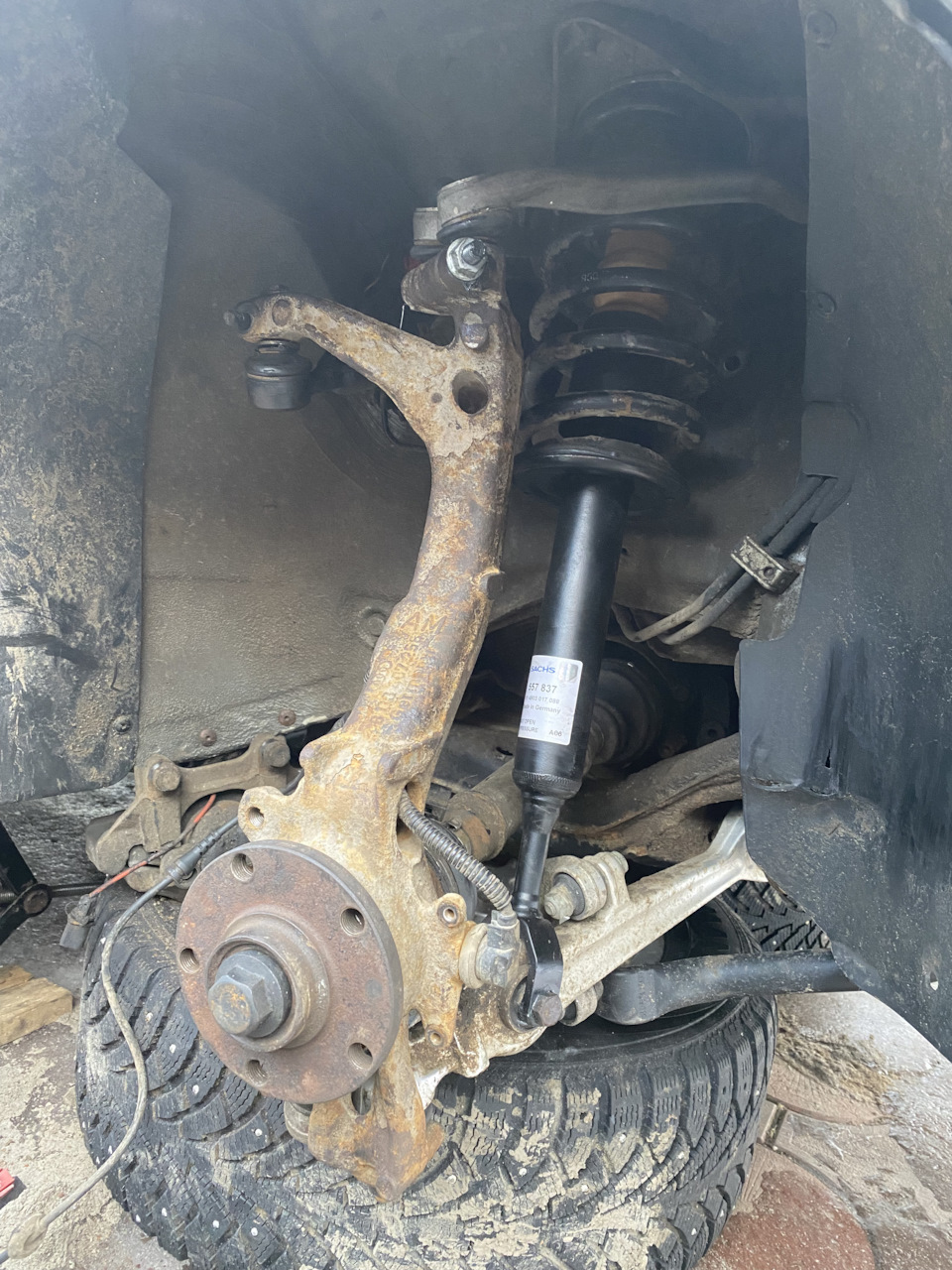 557837 Амортизатор для AUDI, SEAT, SKODA, VW SACHS | Запчасти на DRIVE2