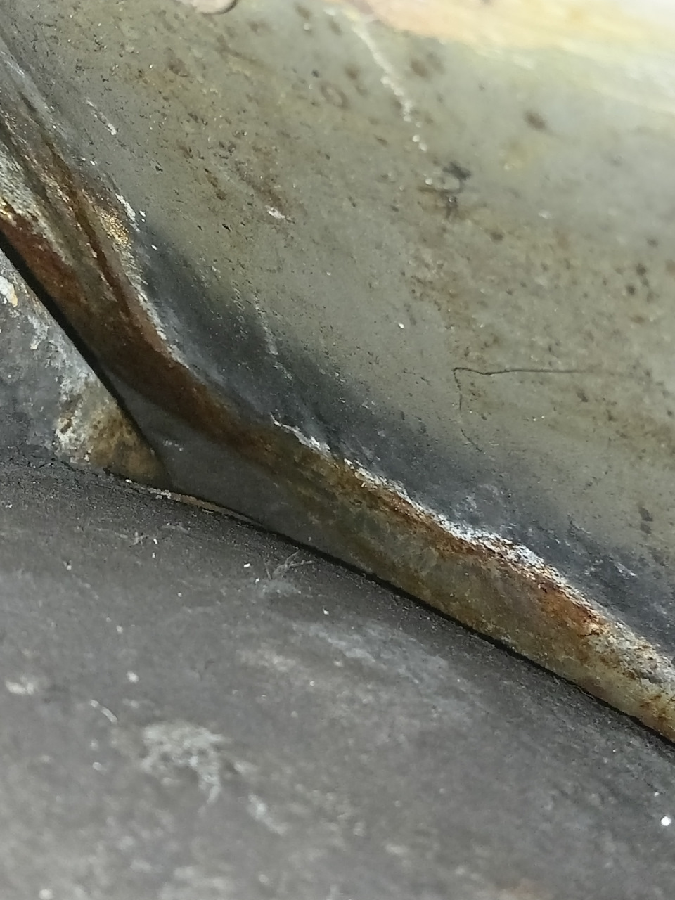 Влажно над аркой. — Lada 2120 Надежда