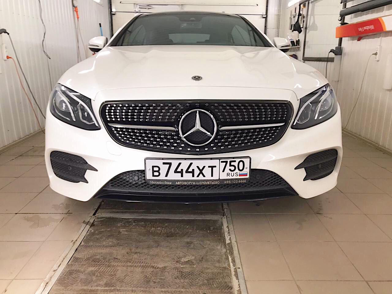 Антихром Мерседес w205