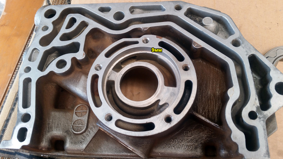 Корпус масляного насоса x25xe x30xe до расточки — Opel Vectra B