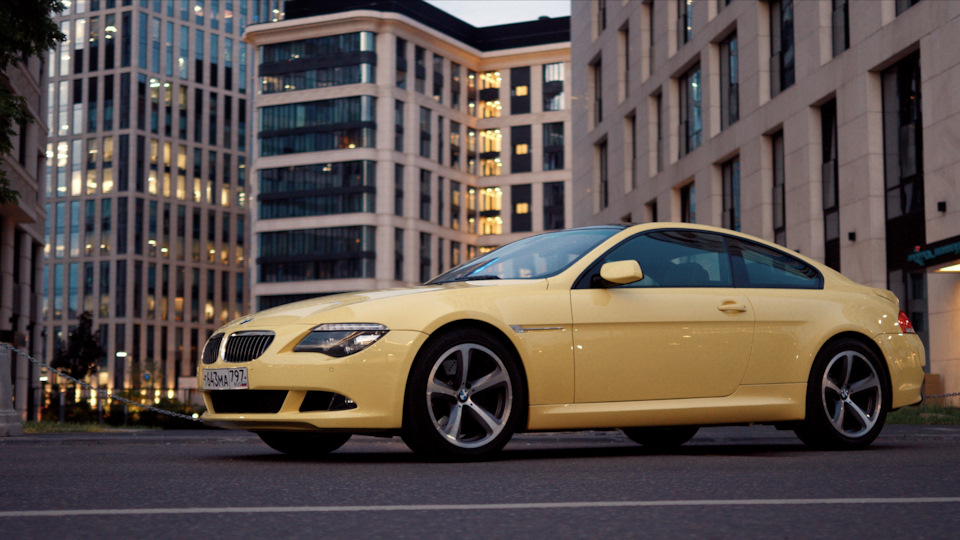 BMW 6 series Dakar Yellow