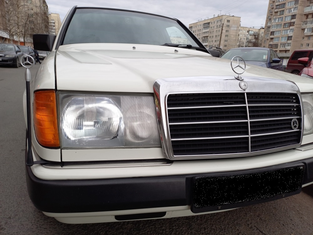 Установка флагштока — Mercedes-Benz E-class (W124), 2,3 л, 1987 года ...