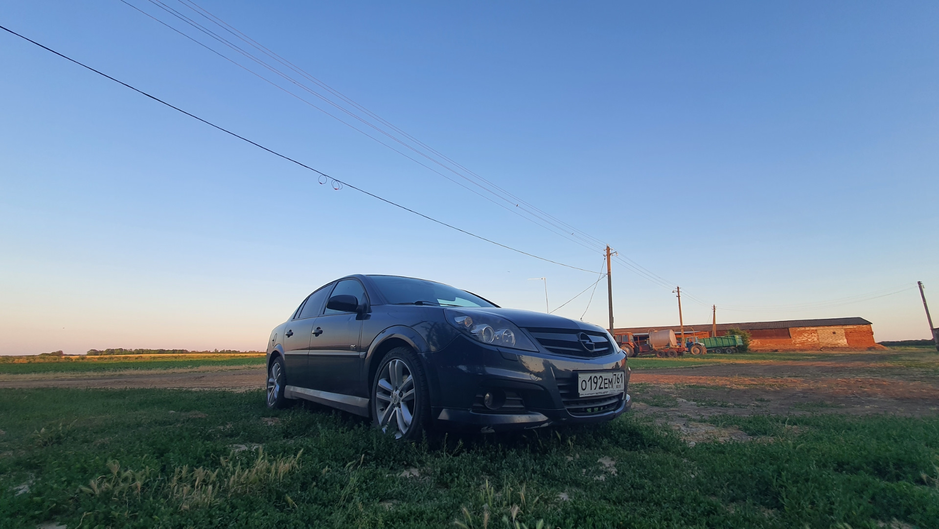 Opel chevrolet. Опель шевроле. Опель необычные модели. В opel astra j gtc 2012 тест драйв на безопасность. Почему уходит опель.