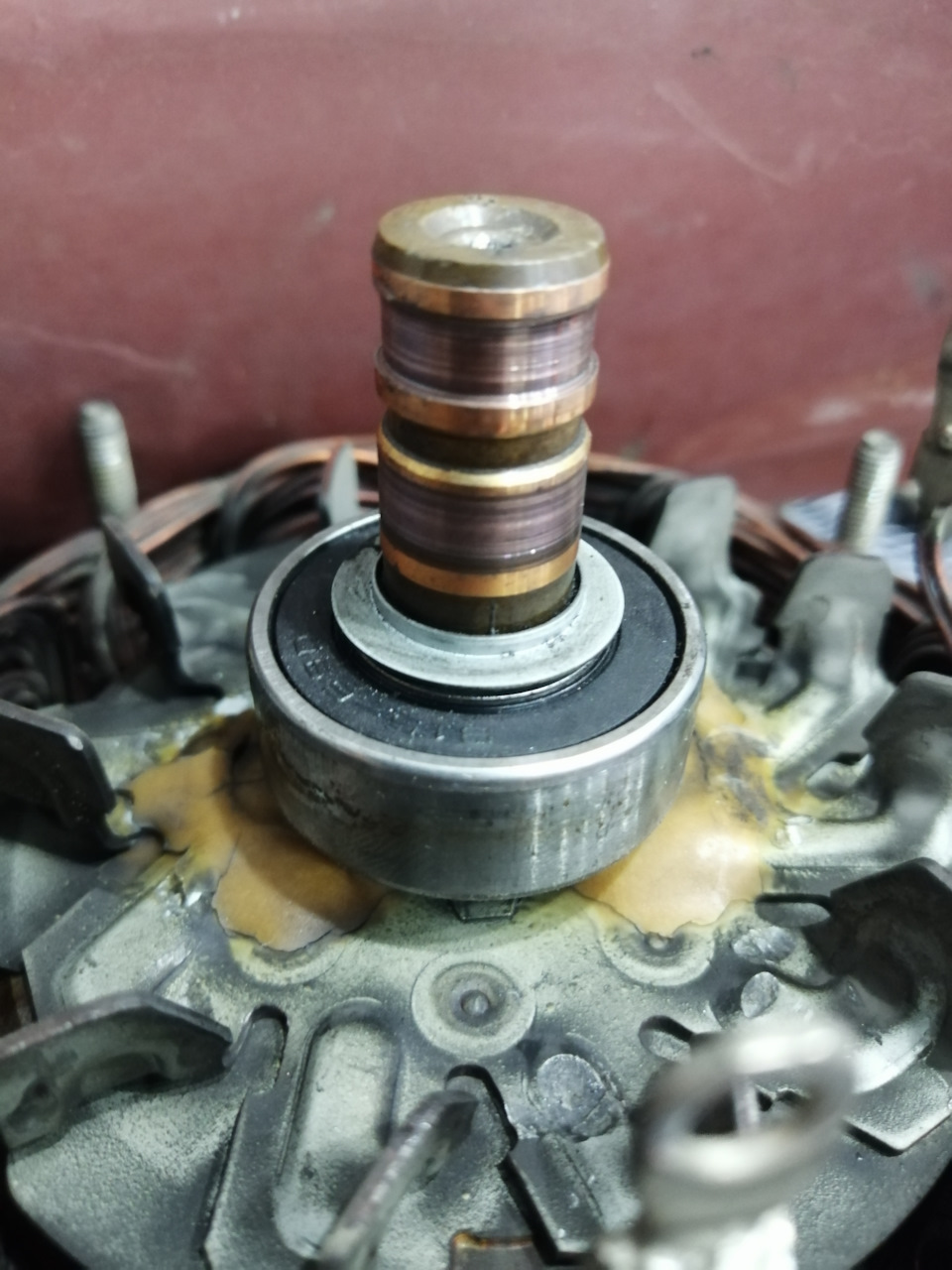 Замена токосъемных колец на генераторе — Toyota Premio (T240), 1,5 л ...