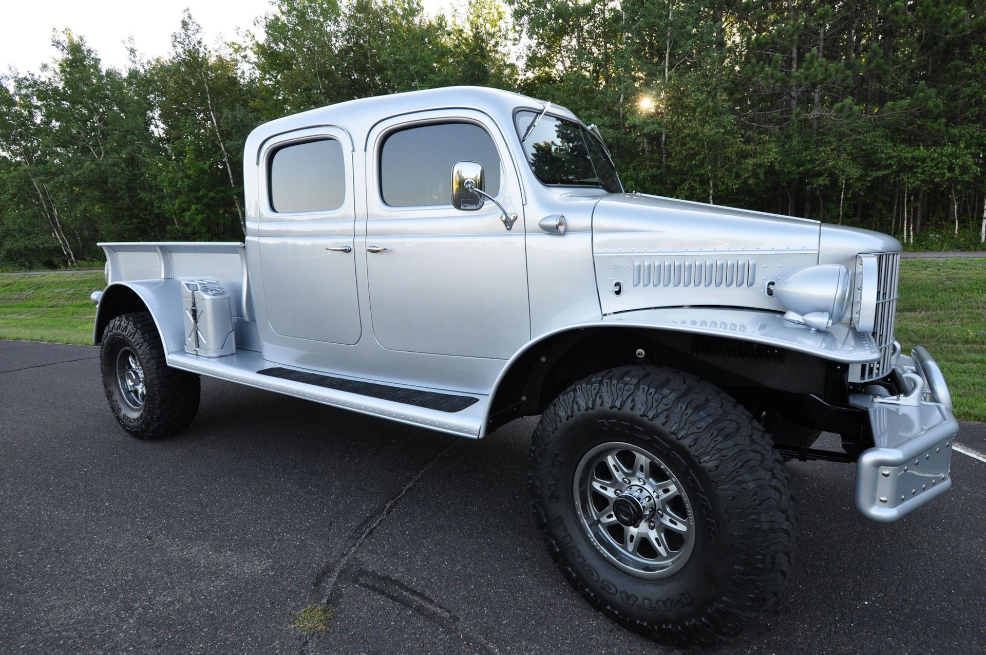 Dodge Power Wagon 1945