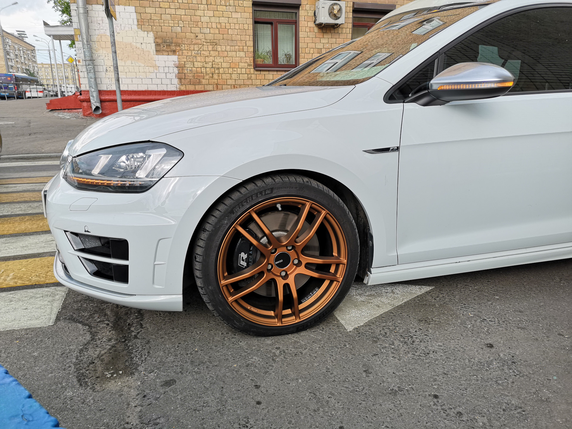 Изучаю спрос на ЗаRц — Volkswagen Golf R Mk7, 2 л, 2014 года | продажа  машины | DRIVE2