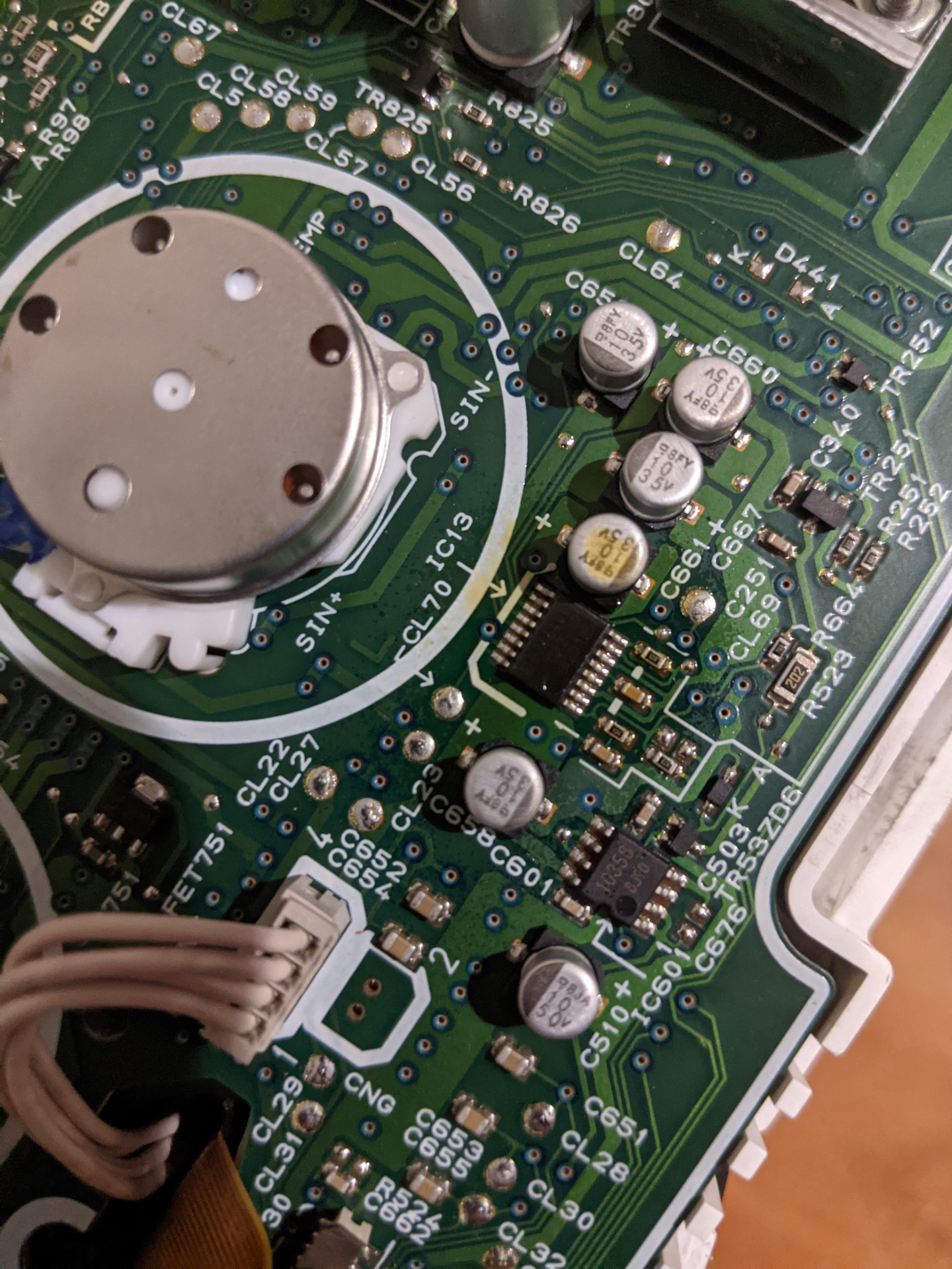 Гаснет экран тахометра в приборной панели — Honda Civic 5D (8G), 1,4 л ...