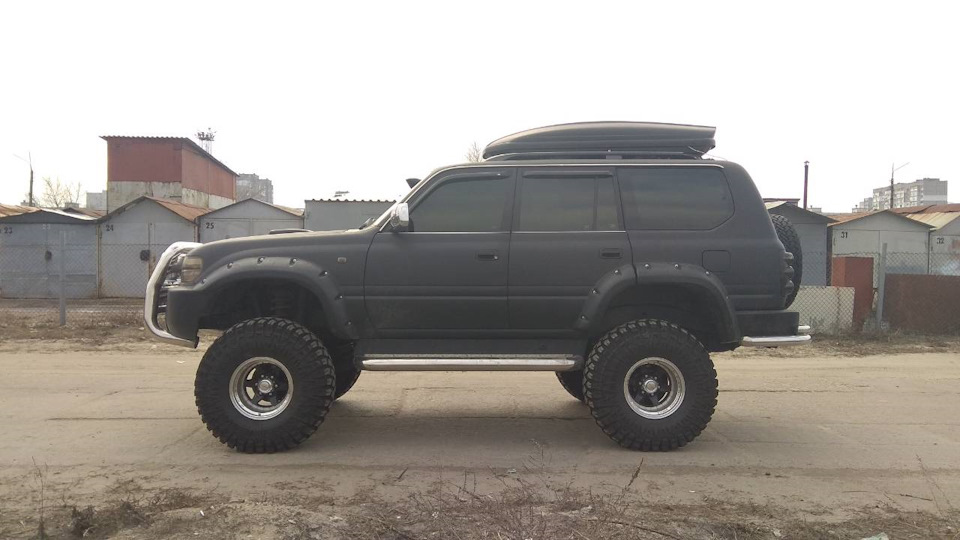 Переделали передние пружины еще раз, применив немного тоньше пруток — получилось очень зачетно и в тему!, естественно немного изменили к-во витков, теперь ТЛК80 по кругу на усиленных пружинах БЕЗ ПРОСТАВОК! (проставки — прямой вред для подвески, проставка -это доехать, но не ездить) — Mitsubishi Pajero Sport (1G)