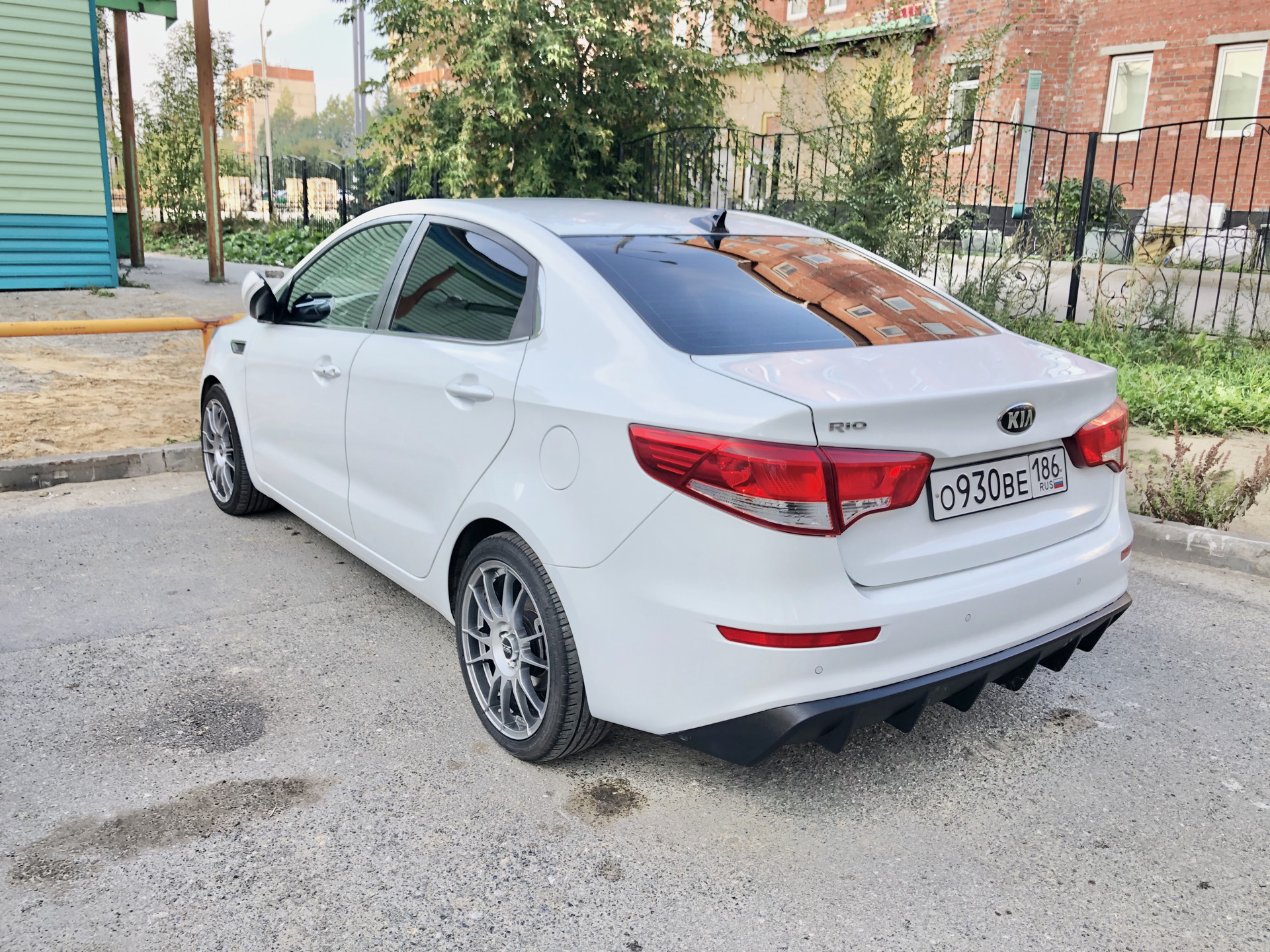 Диффузор киа рио 3. Диффузор рио 3. Диффузор бампера киа рио. Задний диффузор киа рио 3. Задний диффузор киа рио 3.