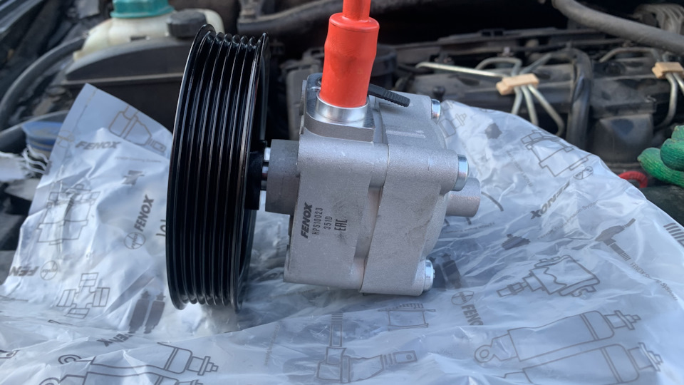 ГУР присмерти. Заменен на новый. — Volvo XC90 (1G), 2,4 л, 2010 года ...