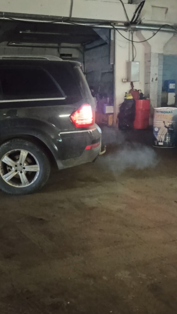 Фото в бортжурнале Mercedes-Benz GL-Class (X164)