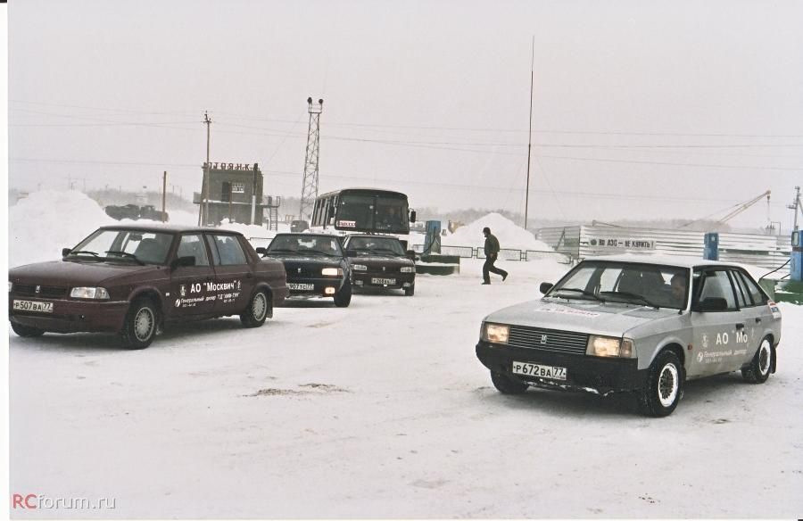 Москвич 2141 ДБ-длиннобазный.Мотор был 2106, потом поставили F3R-тоже был выдран из одного из 2142х Москвичей…Работал на балансе АЗЛК с 1996 по 2002 год был списан.Почему Воронов не оставил Автопробежные автомобили в Музее Летающей Тарелке АЗЛК, на балансе завода, мне так и не понятно… — Москвич 2141