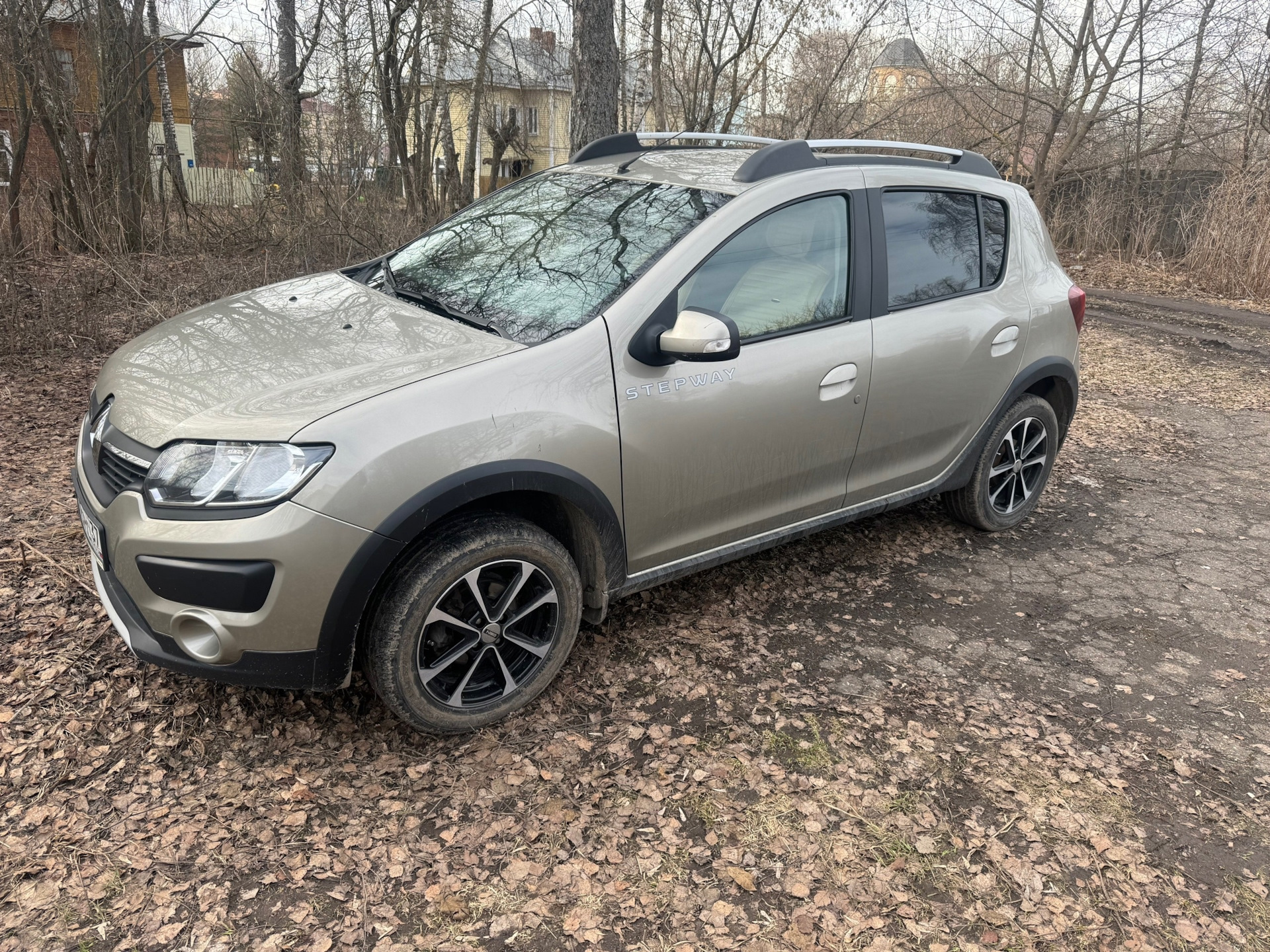 Печально расставаться, но нужно идти дальше… — Renault Sandero Stepway  (2G), 1,6 л, 2015 года | продажа машины | DRIVE2