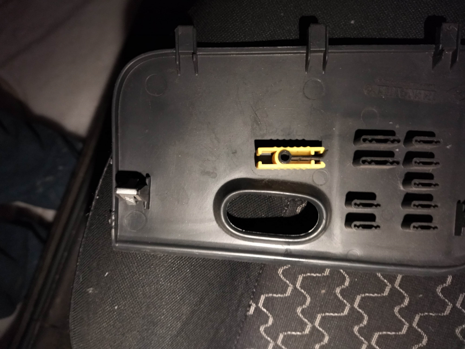 Предохранитель габарита. — Renault Kangoo (2G), 1,6 л, 2013 года ...