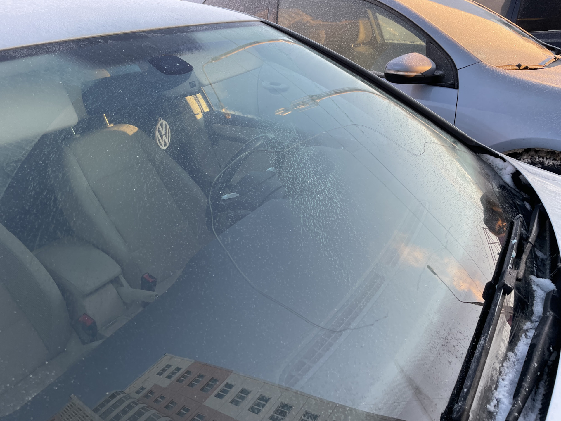 Замена лобового стекла. AGC. — Volkswagen Golf Mk6, 1,4 л, 2009 года ...