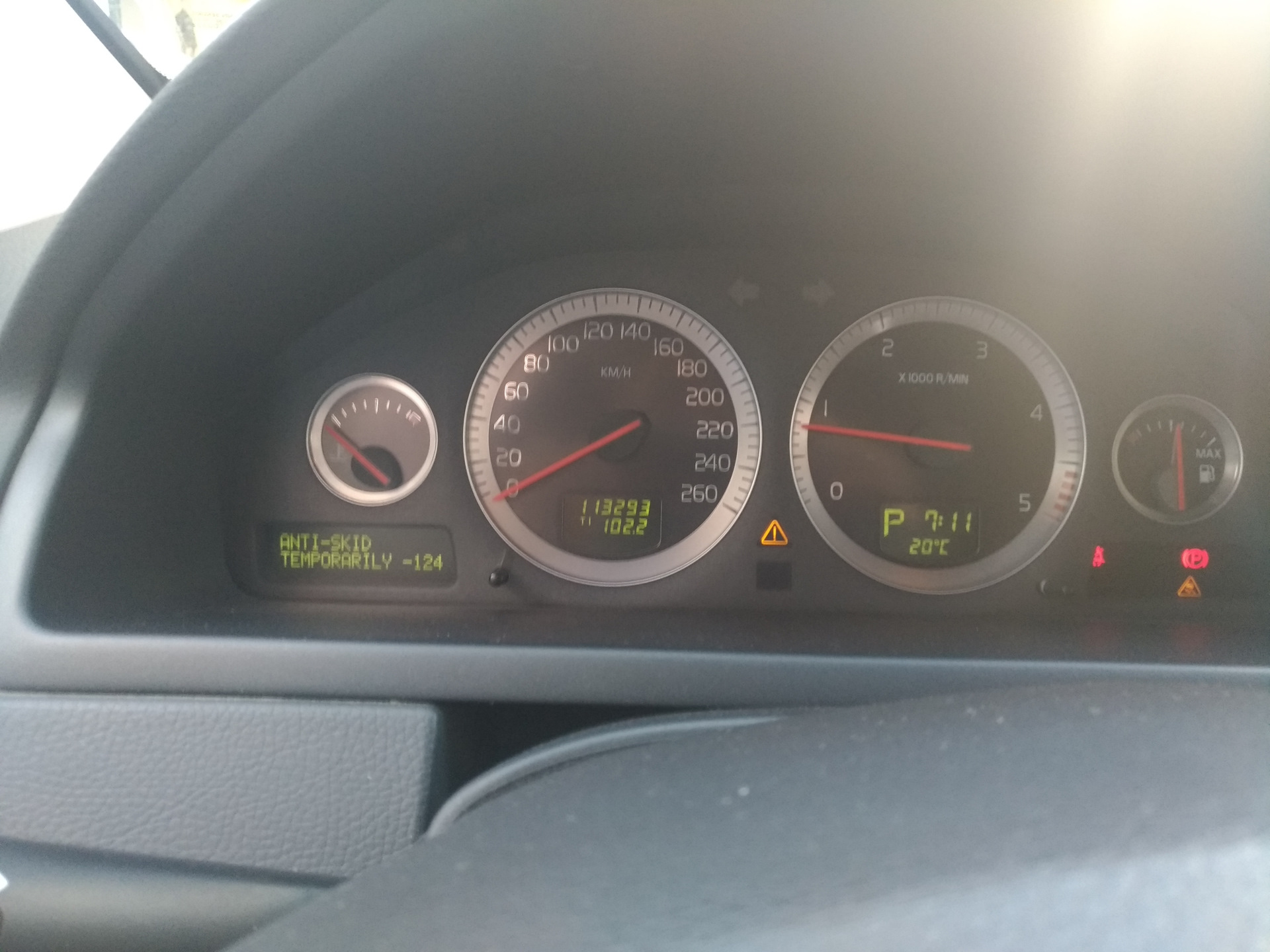 Anti skid — Volvo XC90 (1G), 2,4 л, 2008 года поломка DRIVE2